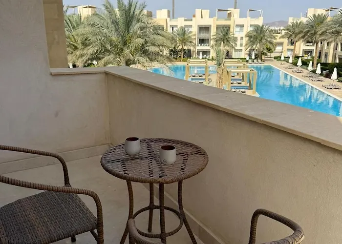 Mangroovy - 2br Wz Rooftop & Salt Water Sanctuary Hurgada