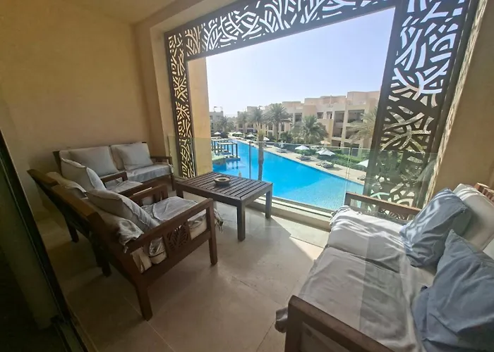 Mangroovy - 2br Wz Rooftop & Salt Water Sanctuary Hurghada